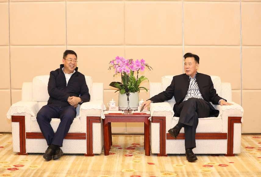 yd2333云顶电子游戏梁湖清拜会三一集团董事长梁稳根