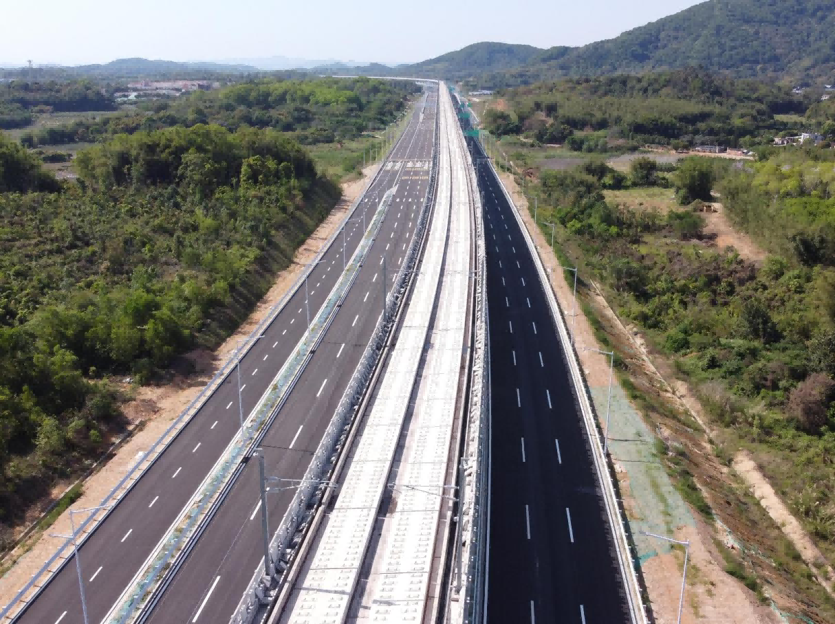 真抓实干 稳步推进 ——yd2333云顶电子游戏高质高效推进项目建设